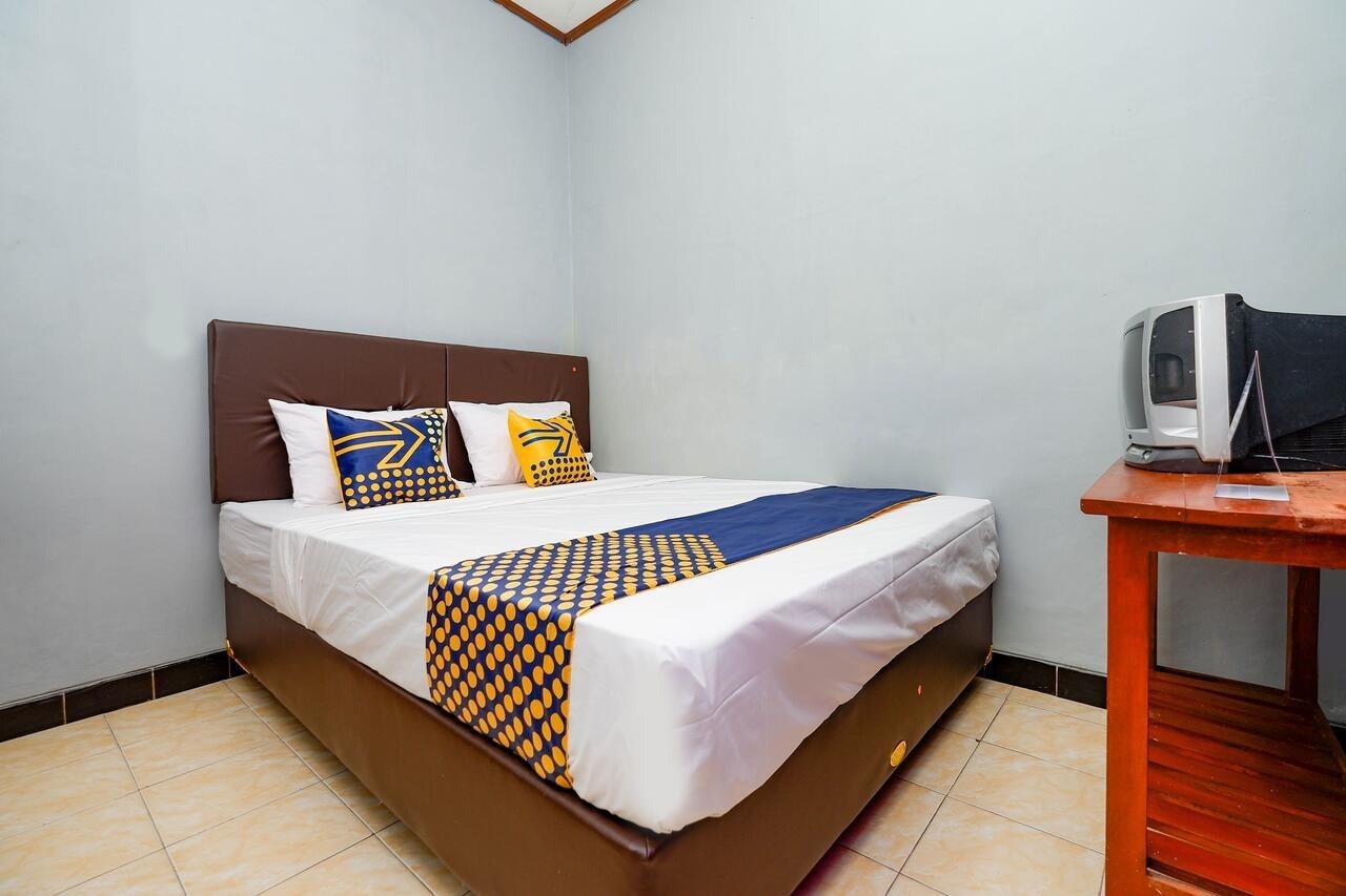 Spot On 2821 Griya Kawula Syariah Hotel Solo Exterior foto