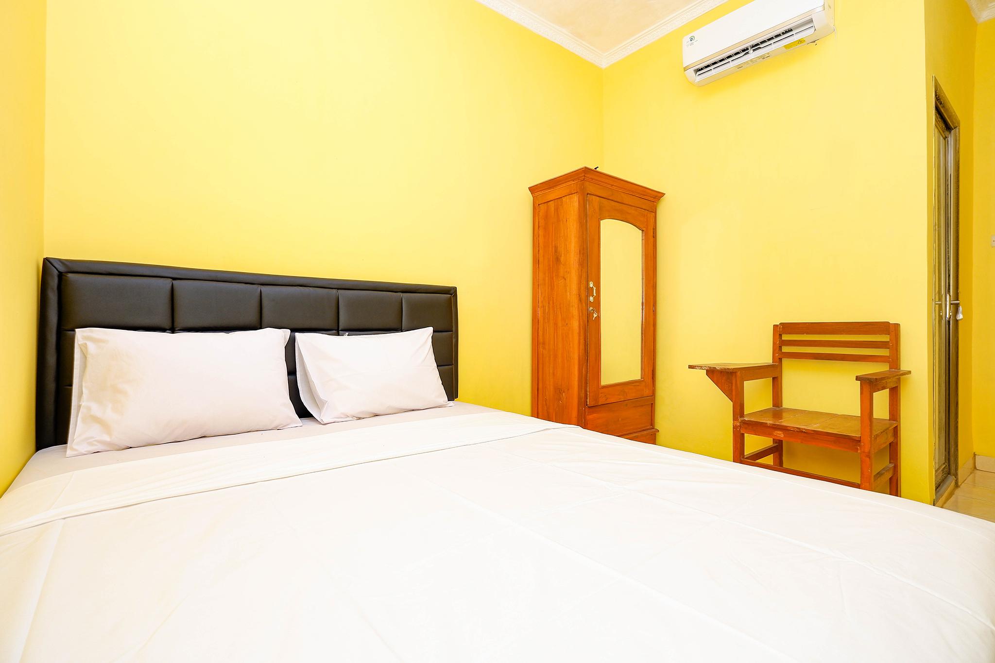 Spot On 2821 Griya Kawula Syariah Hotel Solo Exterior foto