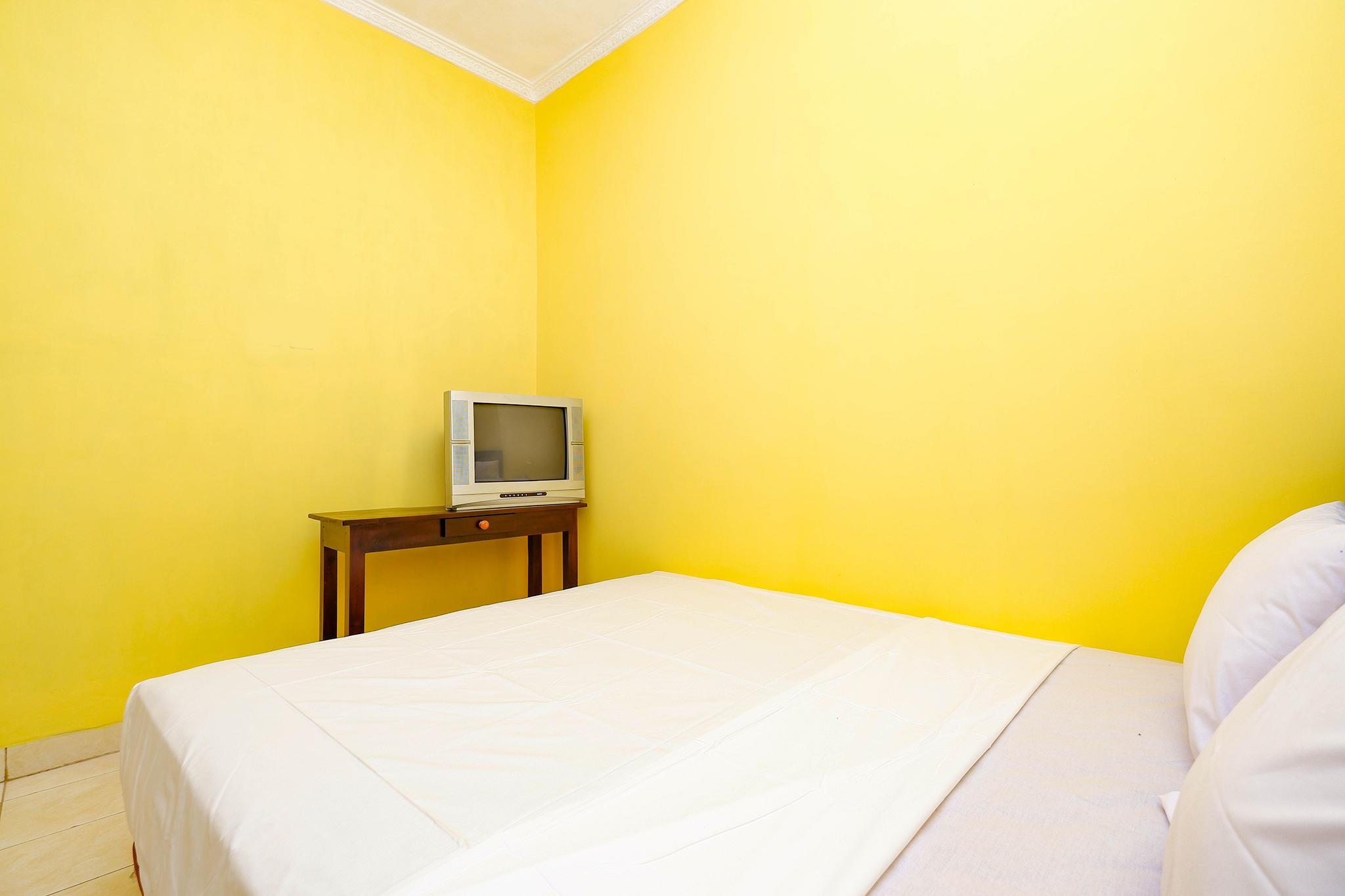 Spot On 2821 Griya Kawula Syariah Hotel Solo Exterior foto